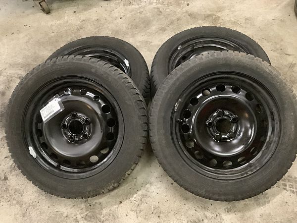 Fælge stål med dæk FORD TRANSIT CONNECT V408 Box