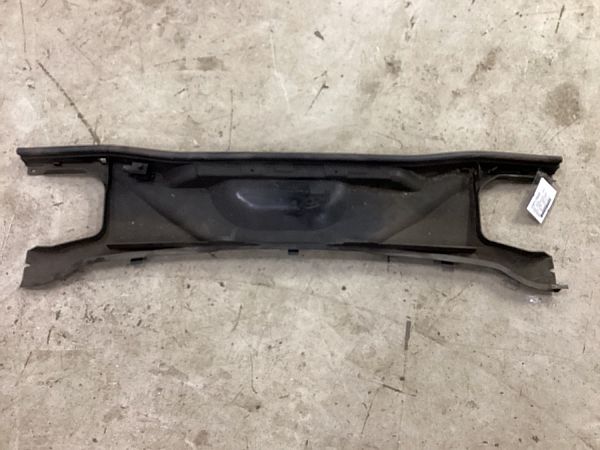 Cabin air filter housing