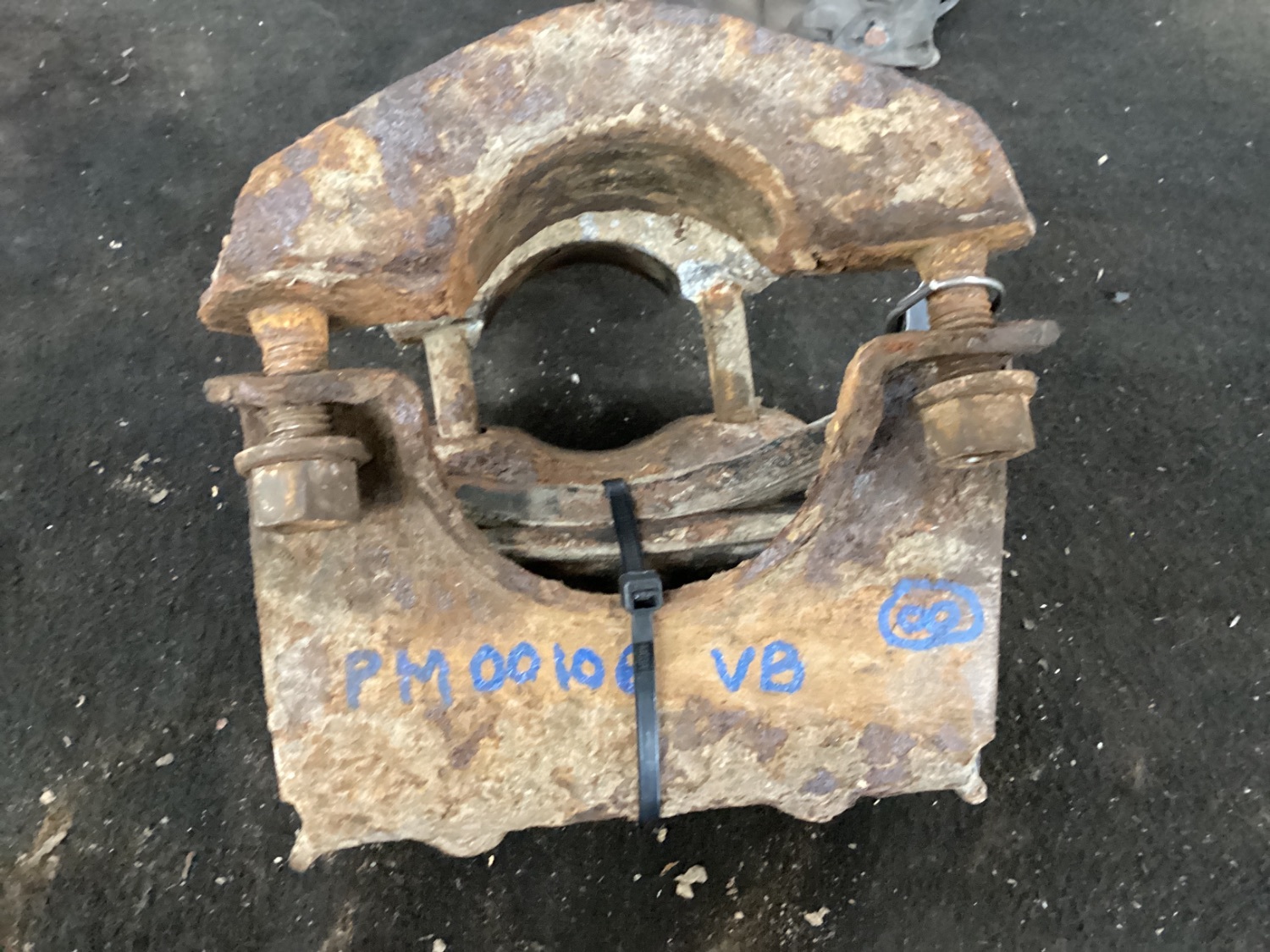 Bladfjeder - bag CHEVROLET ASTRO Bus