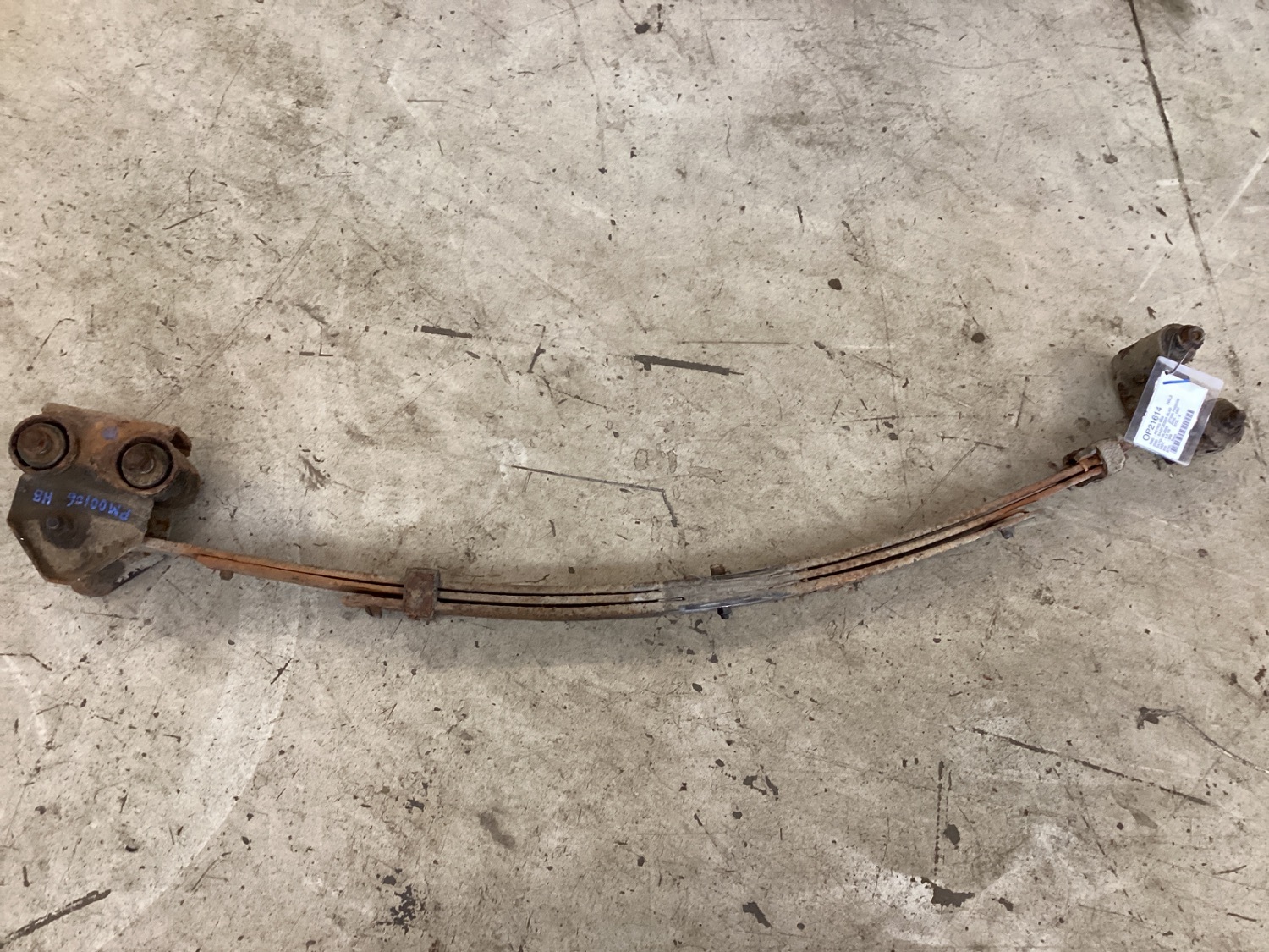 Bladfjeder - bag CHEVROLET ASTRO Bus