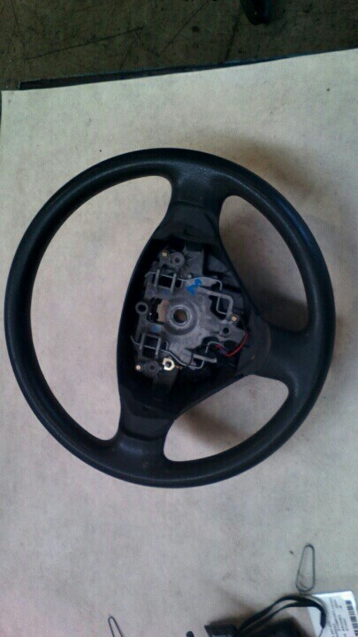Steering wheel - airbag type (airbag not included) PEUGEOT 207 (WA_, WC_)