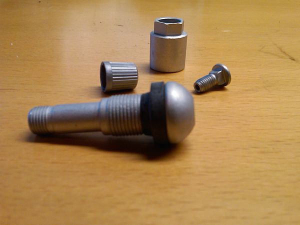 TPMS - Sensor zur automatischen Reifendruckmessung