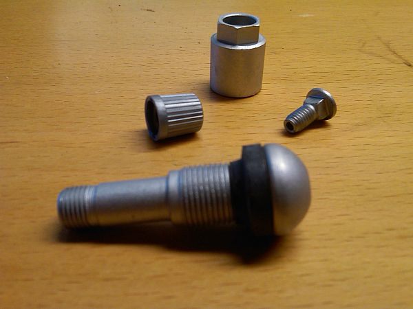 TPMS - Sensor zur automatischen Reifendruckmessung