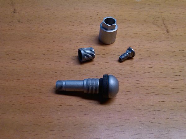 TPMS - Sensor zur automatischen Reifendruckmessung