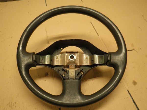 Steering wheel - airbag type (airbag not included) DAIHATSU STORIA (M1)