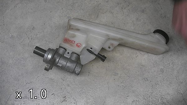 Brake - Master cylinder OPEL KARL (C16)