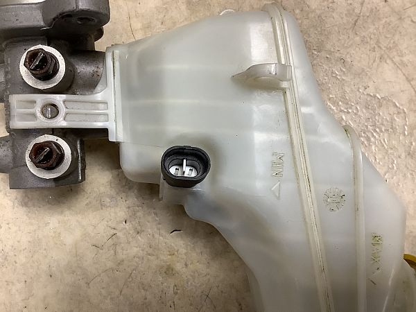 Brake - Master cylinder OPEL COMBO Box Body/Estate (X12)