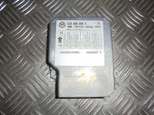 Airbag Boitier commande VW FOX Hatchback (5Z1, 5Z3, 5Z4)