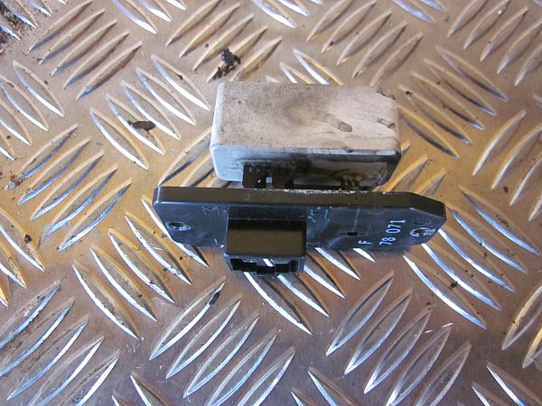 Widerstand Heizungsgeblaese MITSUBISHI CARISMA (DA_)