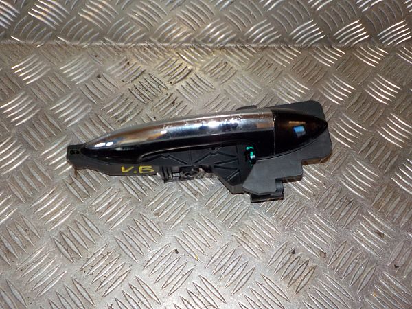 826511K000 : Handgriff aussen - Autoparts24
