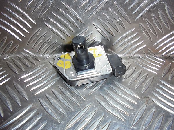 Débitmètre d'air VW PASSAT Estate (3B5)