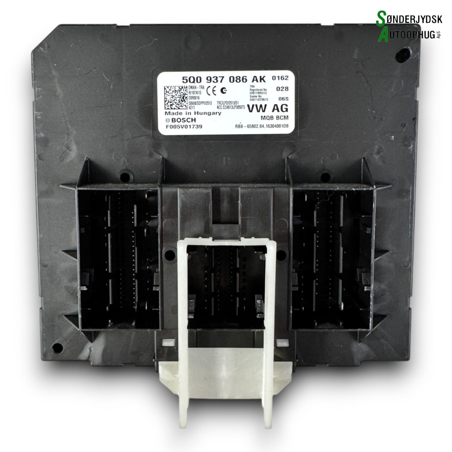attoページ 5Q0-937-086-AK-Z00: Comfort Control Module, Fuse box