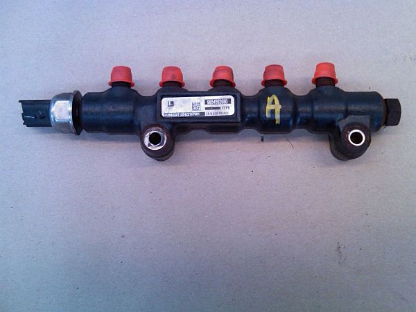 1447993 : Rail bro / indsprøjtningsdyserør og Trykregulator - Autoparts24