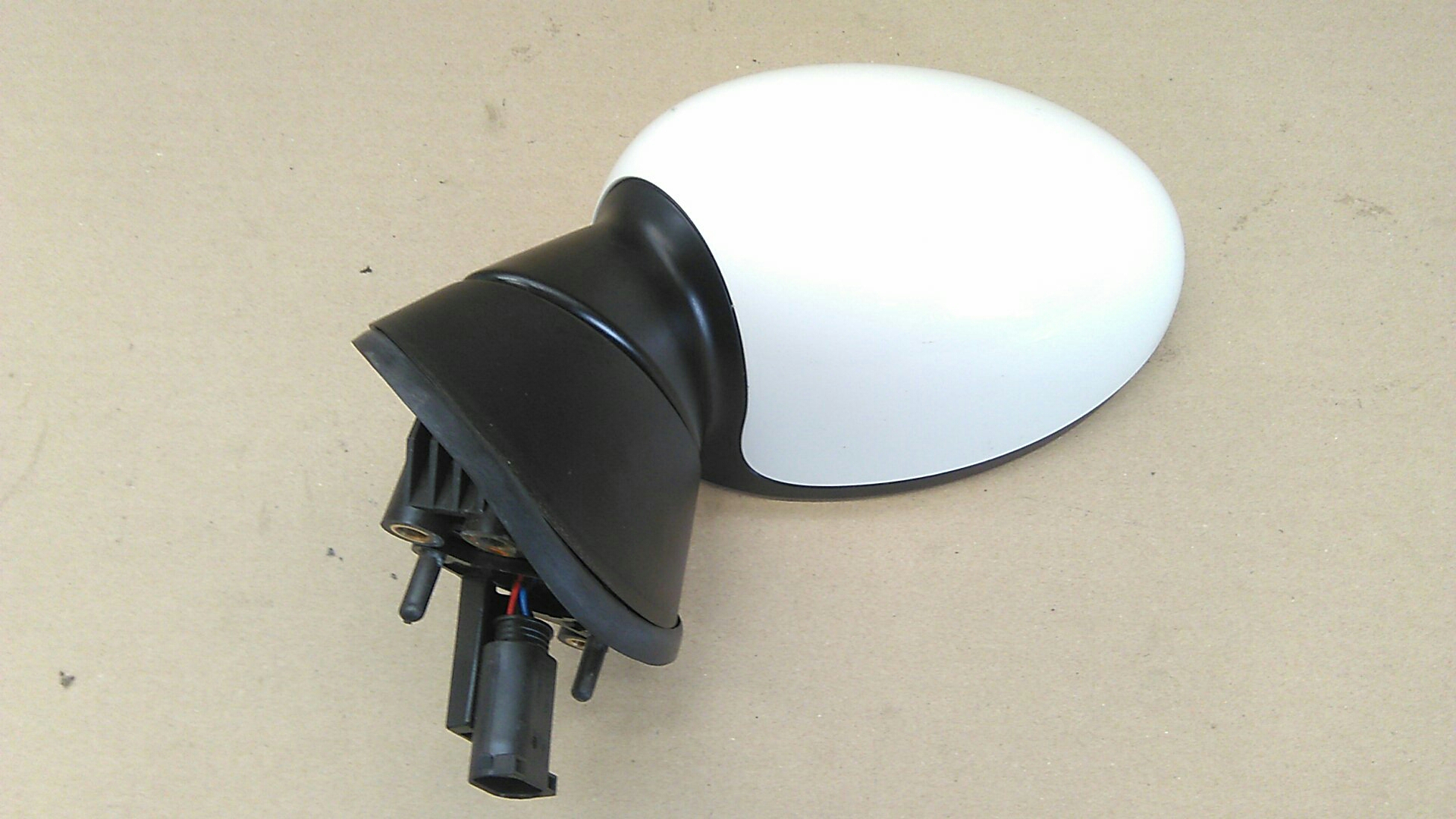 Foto 2 di 2