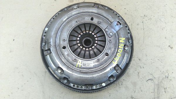 Flywheel + clutch MERCEDES-BENZ VITO Box (W447)