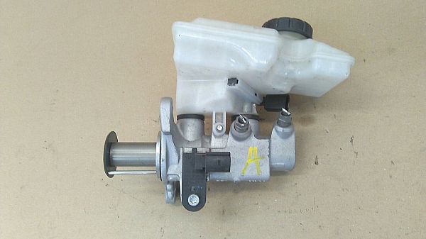Brake - Master cylinder AUDI Q2 (GAB)