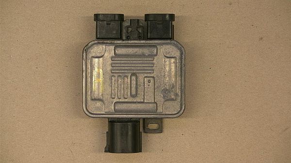 Przekaźnik - wentylator chłodnicy VOLVO S60 II (134)