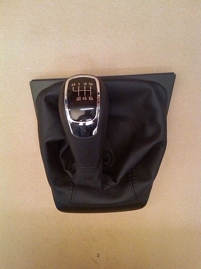 Gałka zmiany biegów SKODA