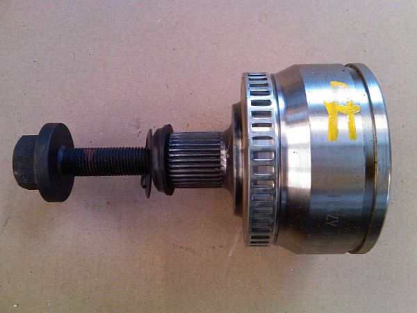 Antriebswellengelenkstück vorn außen VW PASSAT B5 (3B2)