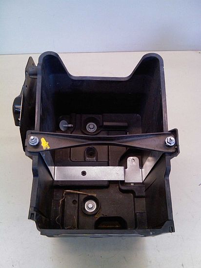 Accubak FORD FIESTA VI (CB1, CCN)