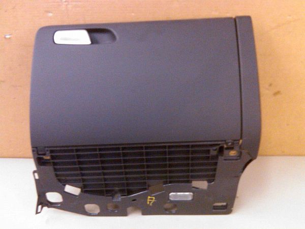 Handskerumsklap AUDI