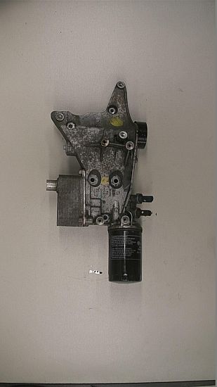 Ölfilterstutzen AUDI