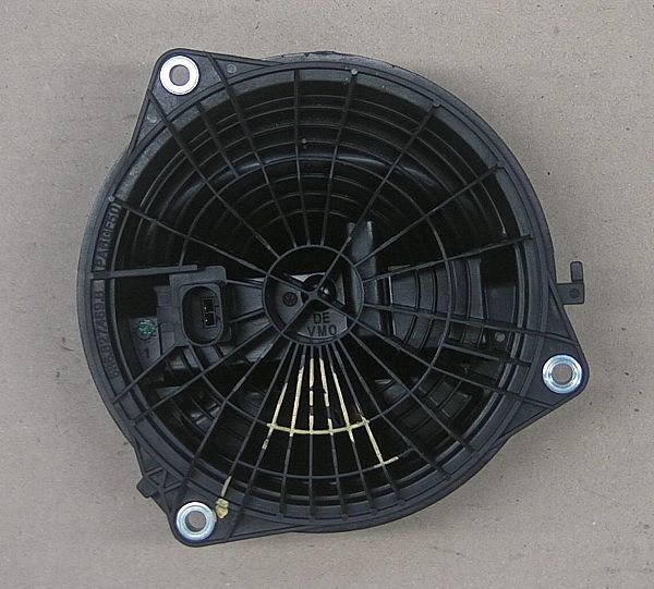 6R6-827-469-B-ULM : Poignée exterieur - Autoparts24