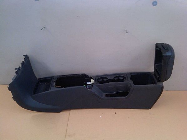 Mittelkonsole waagerecht VOLVO V50 (545)