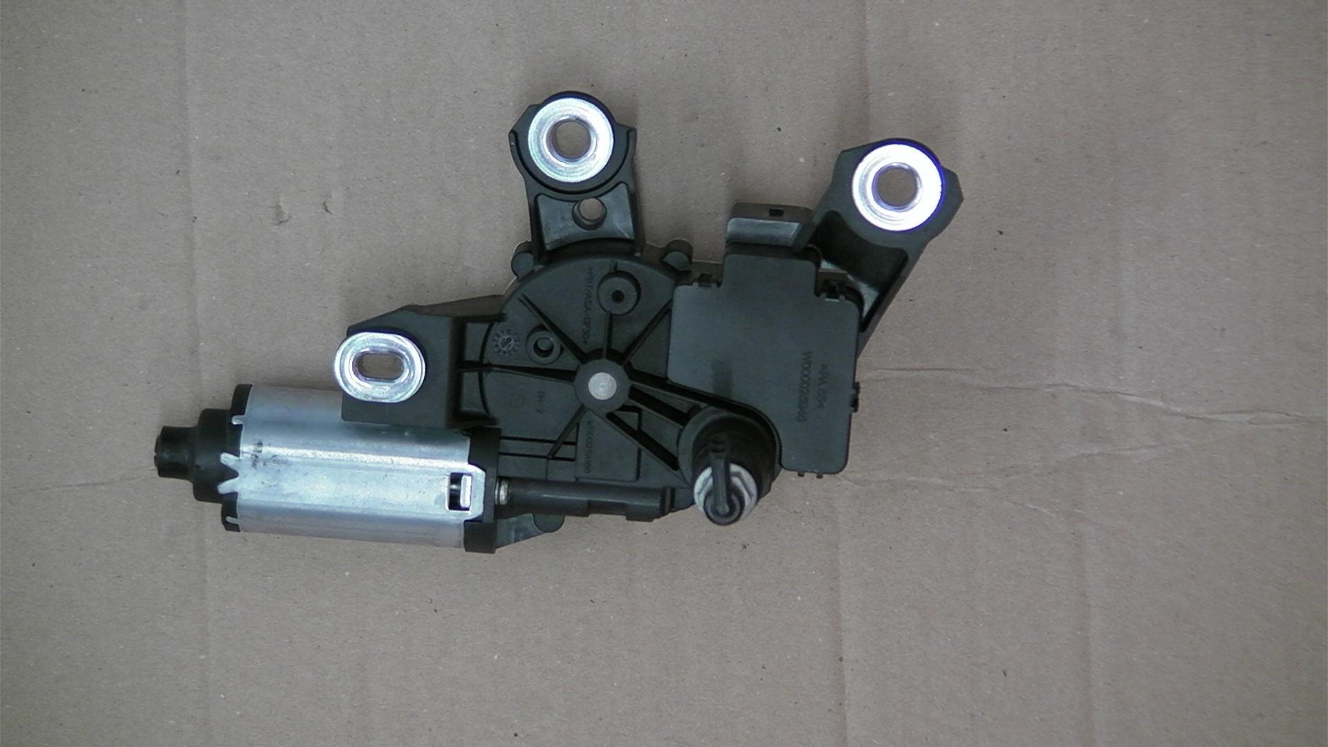 8V0955711A : Wischermotor hinten - Autoparts24