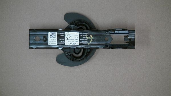 Seatbelt height adjuster