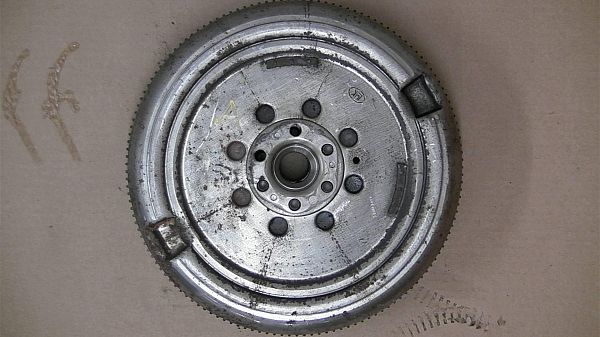 Flywheel + clutch VW