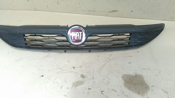Grill / gitter FIAT DOBLO Box Body/Estate (263_)