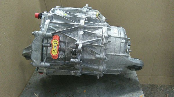 Elektromotor für den Antrieb TESLA
