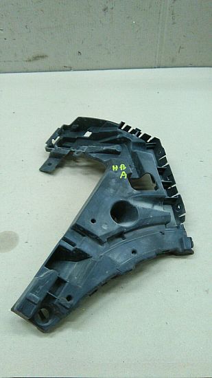 Volvo Xc40 - Bumperbalk achter Xc40 - Autoparts24