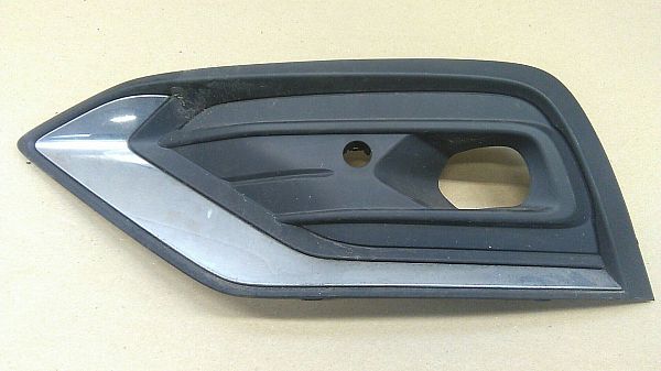 Brugt Volvo V60 - Kølergitter - Autoparts24