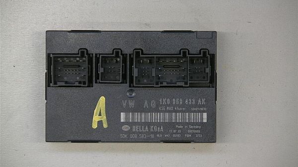 Relais Zentralverriegelung VW JETTA III (1K2)
