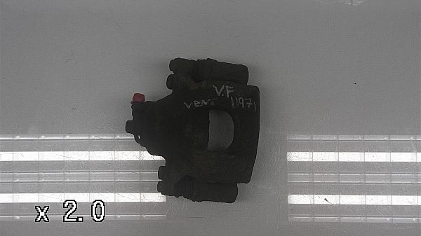 Bremsekalipper - ventilert - venstre - foran PEUGEOT 107 (PM_, PN_)