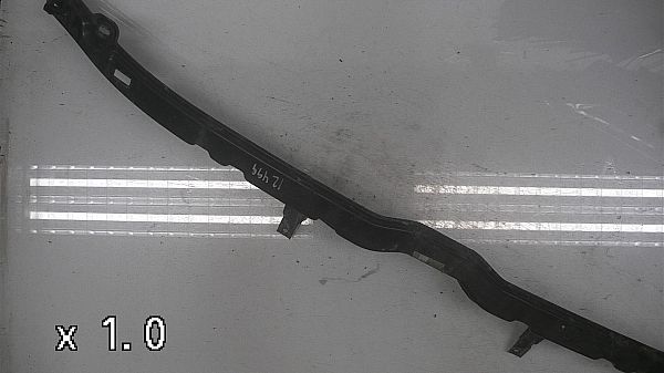 Stoßstange vorn ohne Anbauteile VW