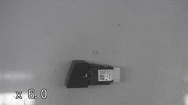 Interrupteur de danger PEUGEOT 508 I (8D_)
