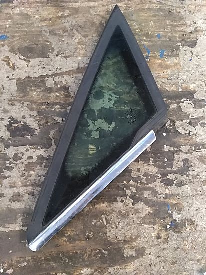 Triangle window screen FORD C-MAX II (DXA/CB7, DXA/CEU)