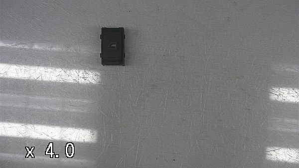 Bouton Vitres VW GOLF Mk IV (1J1)