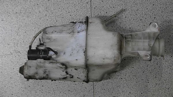 Sprinkler - med motor MAZDA 323 C Mk IV (BG)