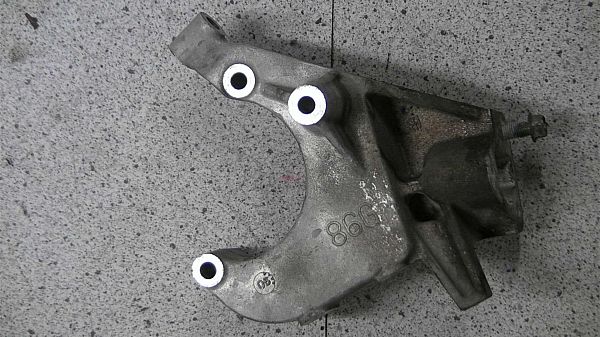 montage du moteur / Support de montage du moteur SUZUKI IGNIS II (MH)