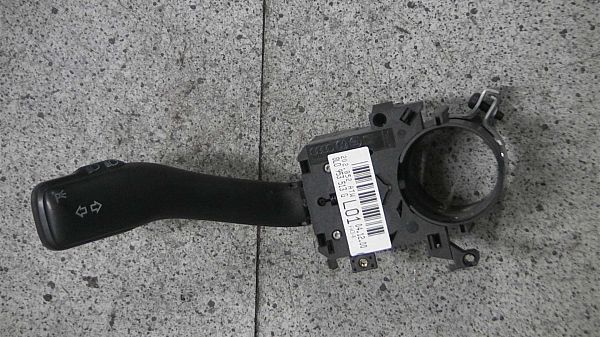 Kontakt - blinklys SKODA FABIA I (6Y2)