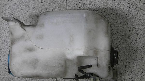 Sprinkler - med motor VW GOLF Mk IV (1J1)