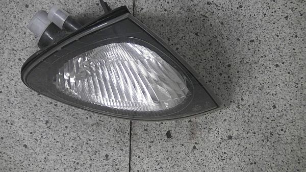 Blinker vorn TOYOTA AVENSIS (_T22_)