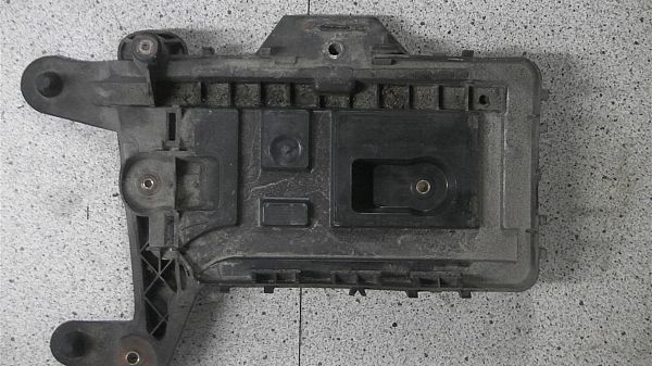Batteriekasten SEAT ALTEA (5P1)
