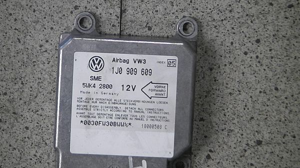 Steuergerät Airbag VW POLO Estate (6V5)