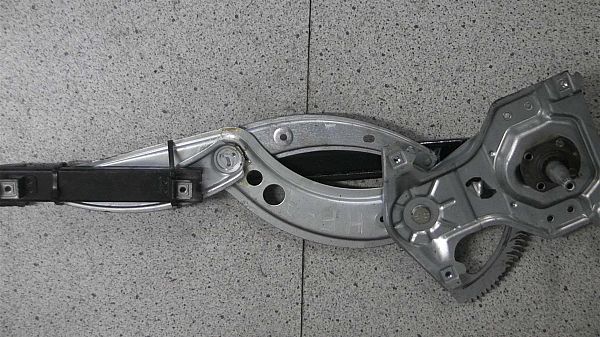 Ruderegulator VW PASSAT (3A2, 35I)