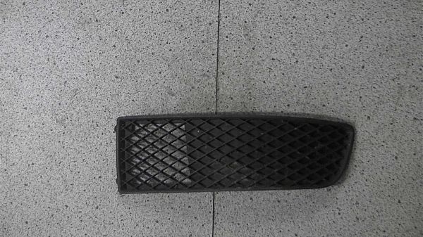 Grill VW POLO (6N2)